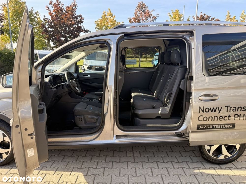 Ford Transit Connect - 13