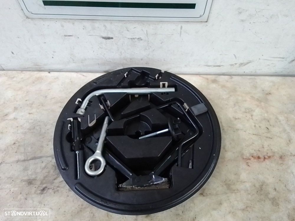 Kit Macaco + Chave Rodas Alfa Romeo Giulietta (940_) - 2