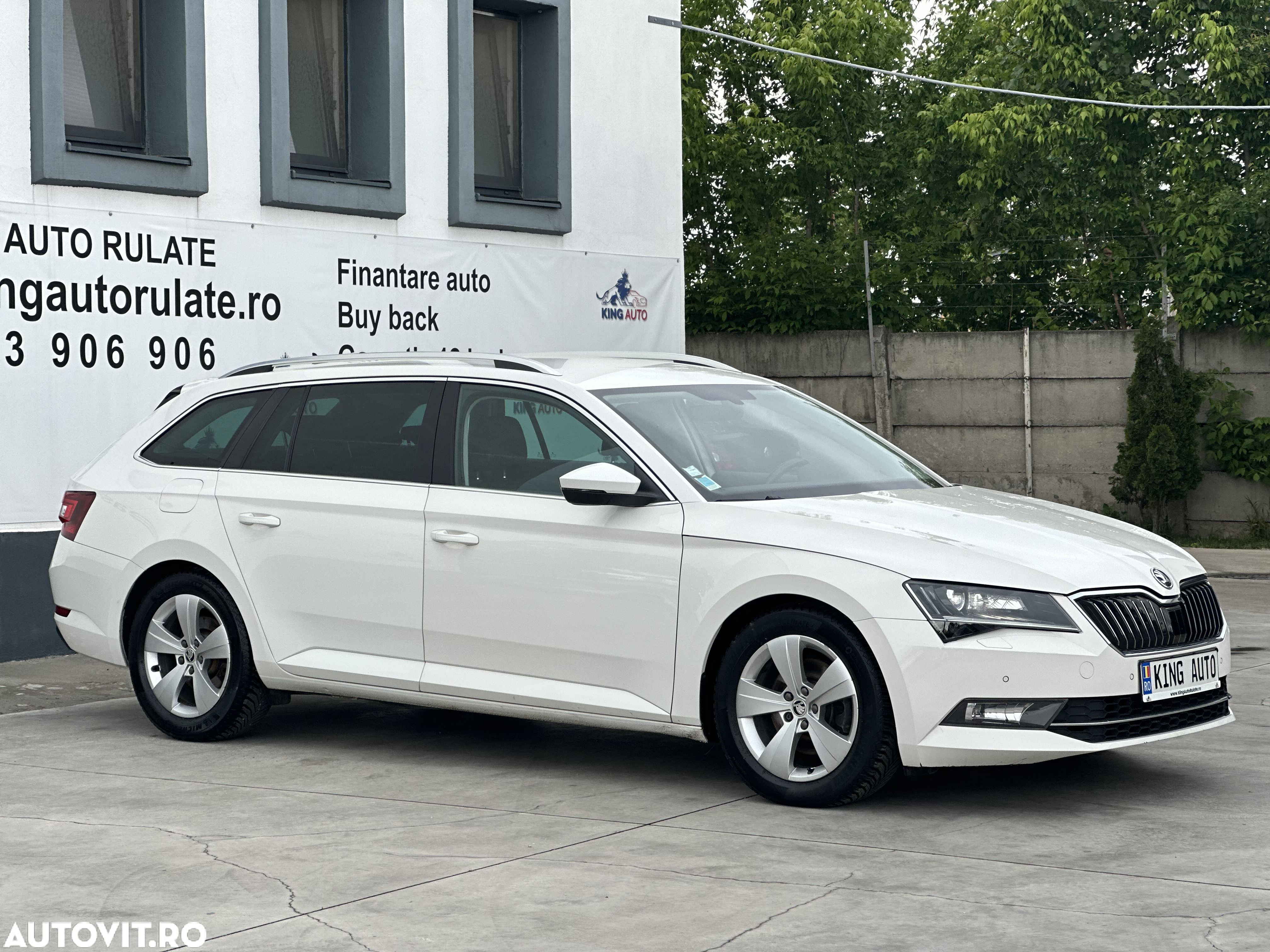 Skoda Superb Combi 2.0 TDI DSG Ambition - 5