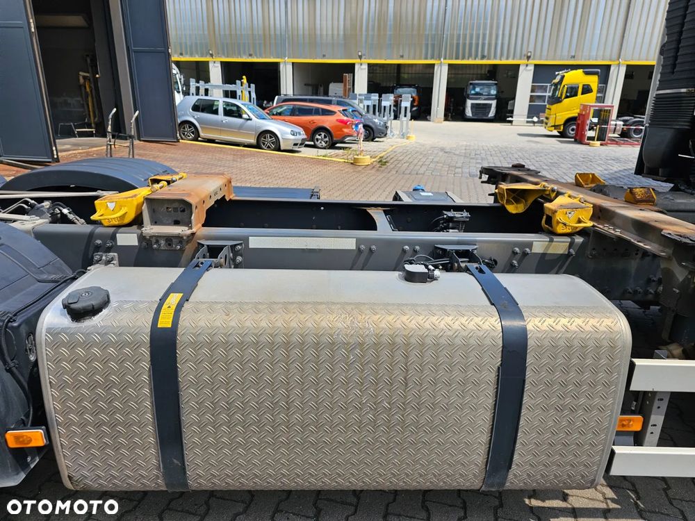 Volvo FH500 OŚ SKRĘTNA ROK 2022 SUPER STAN - 24