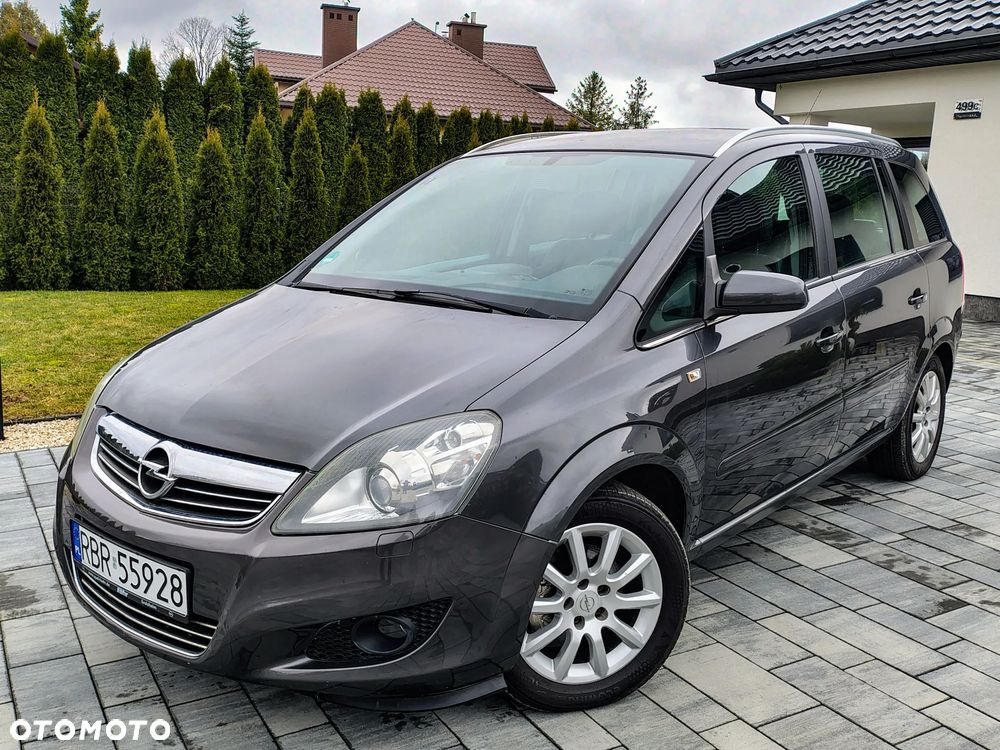 Opel Zafira 1.8 Cosmo - 2