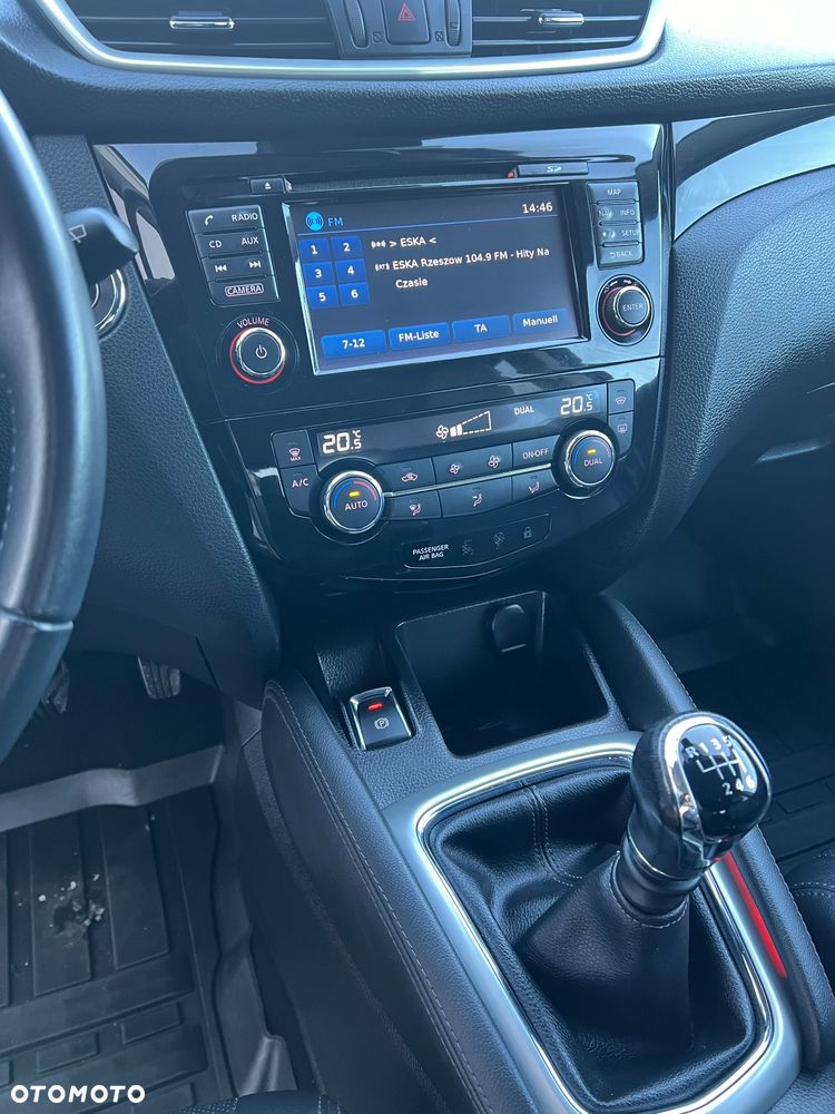 Nissan Qashqai 1.6 DIG-T Tekna - 19