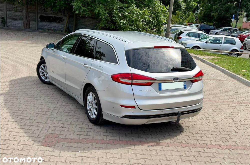 Ford Mondeo 2.0 Hybrid Titanium - 5