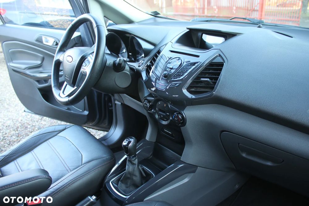 Ford EcoSport - 11