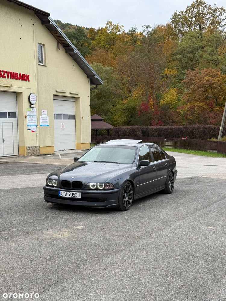 BMW Seria 5 - 8