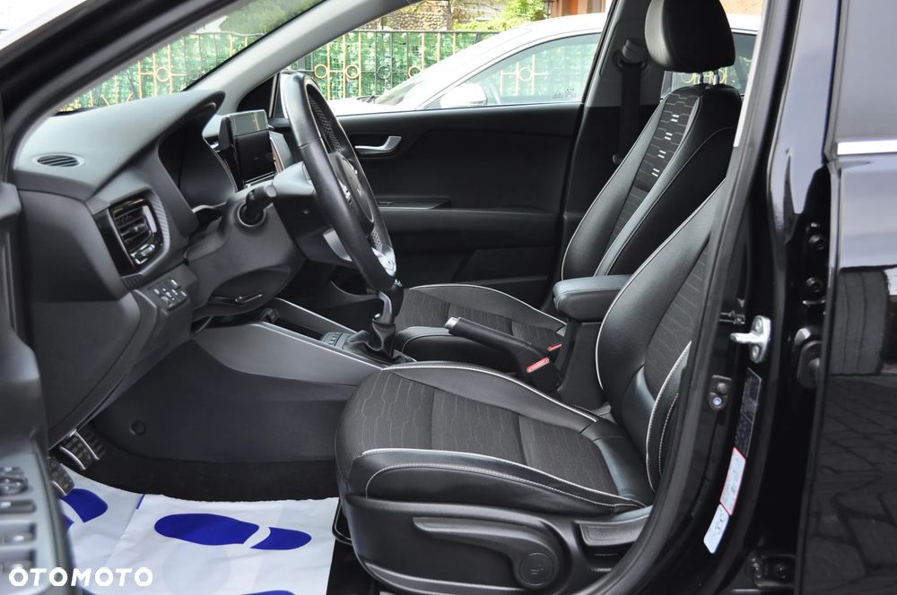 Kia Stonic 1.0 T-GDI GT Line - 14