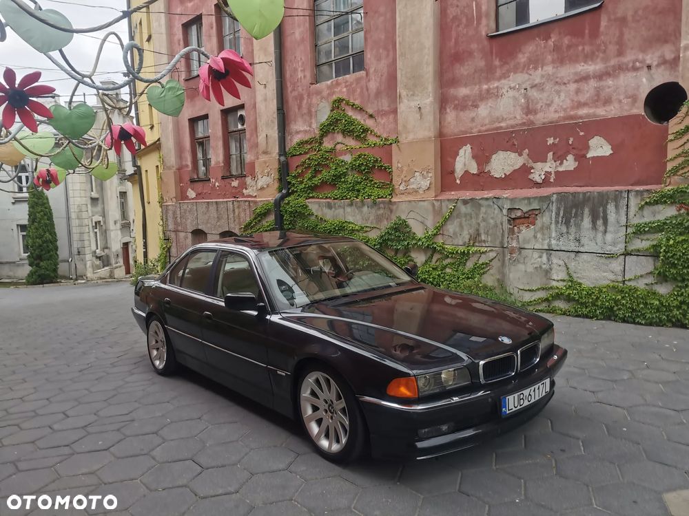 BMW Seria 7 - 4