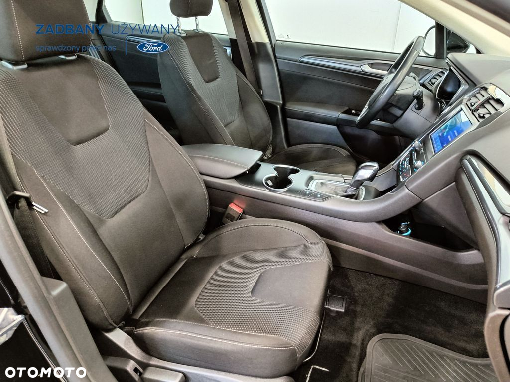 Ford Mondeo 2.0 Hybrid Titanium - 14
