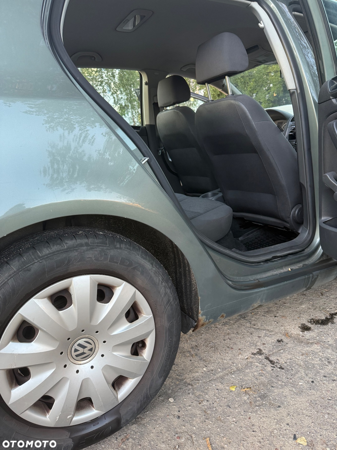 Volkswagen Golf V 1.6 Comfortline - 28