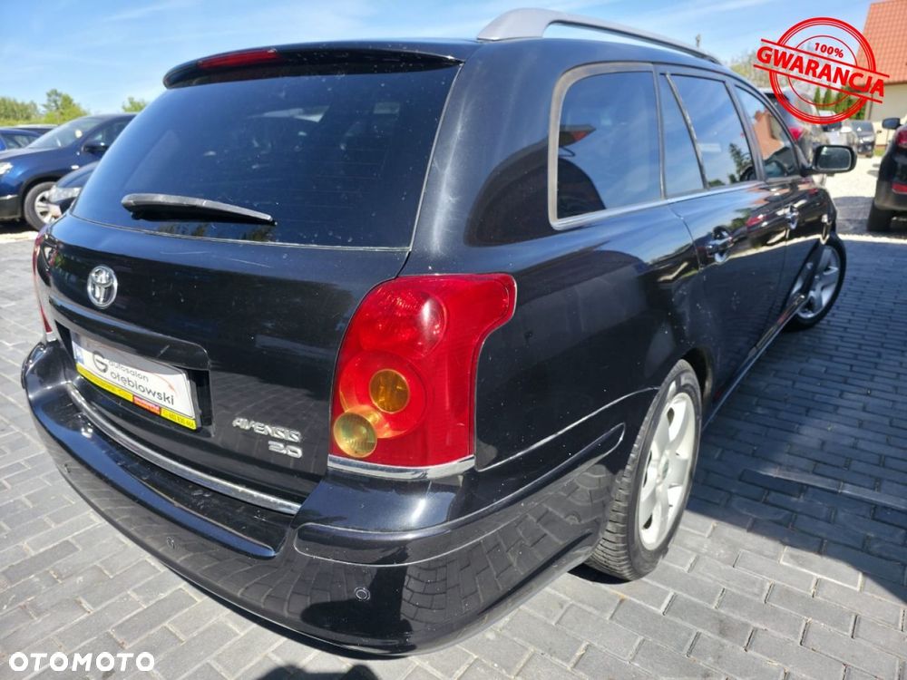 Toyota Avensis - 11