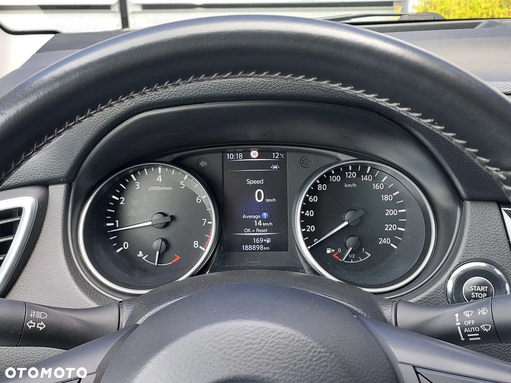 Nissan Qashqai 1.3 DIG-T N-WAY - 39