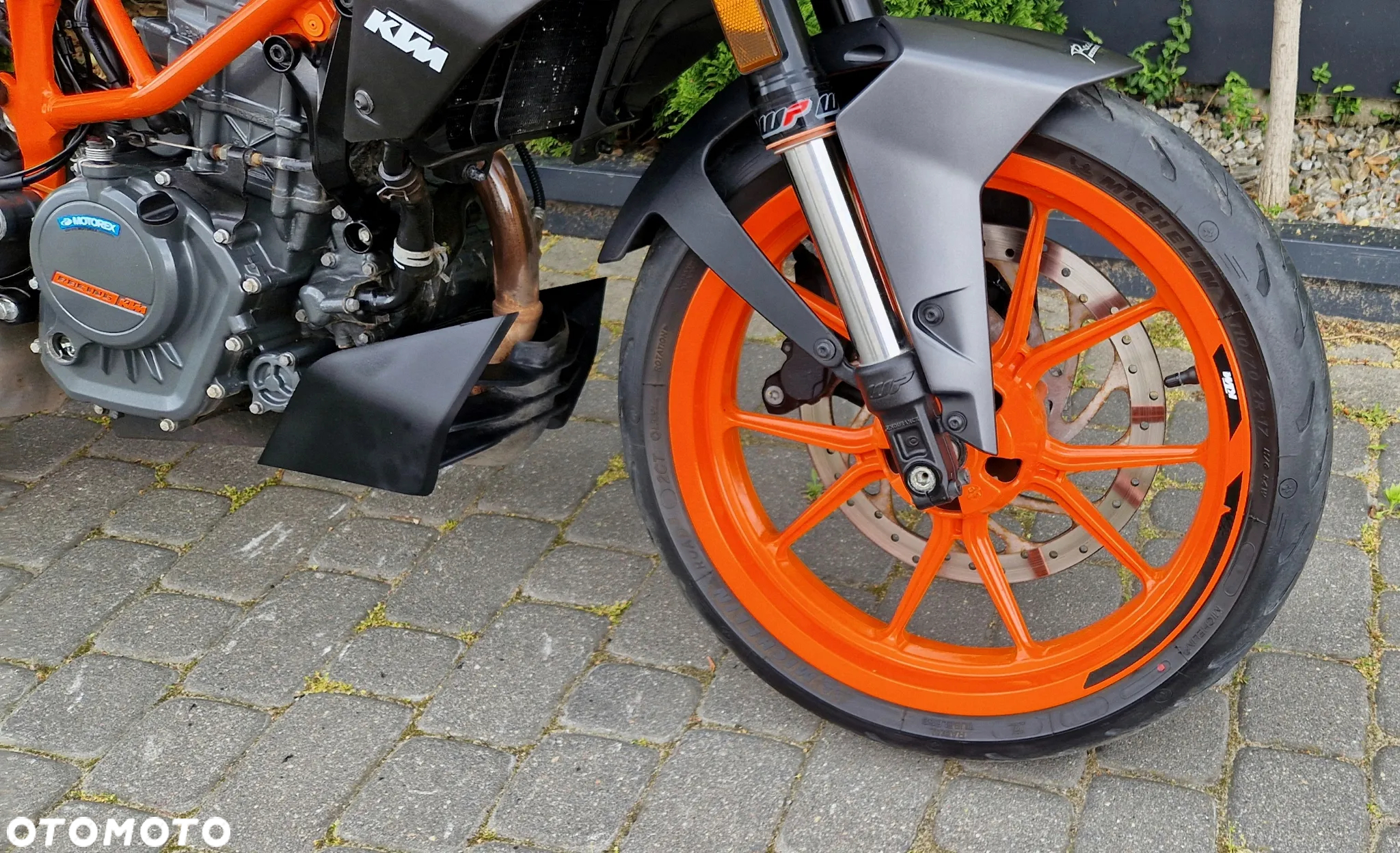 KTM Duke - 16