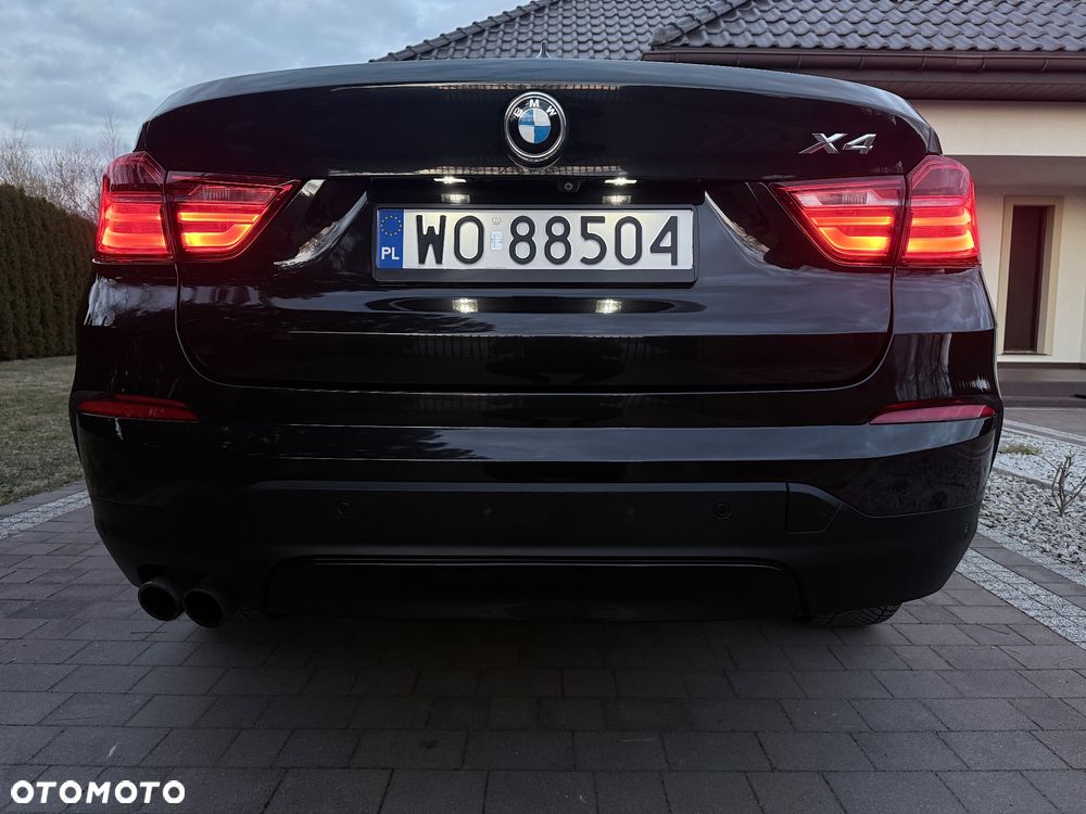 BMW X4 xDrive35i Advantage - 4