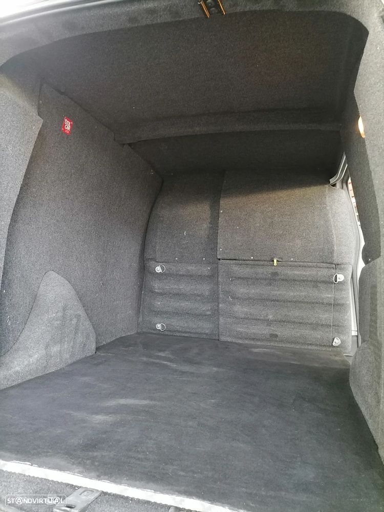 Peugeot Partner - 10