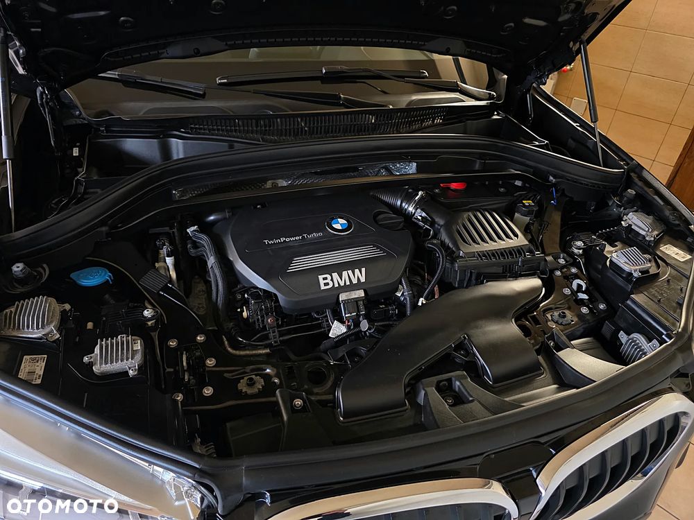 BMW X1 xDrive18d Advantage - 9