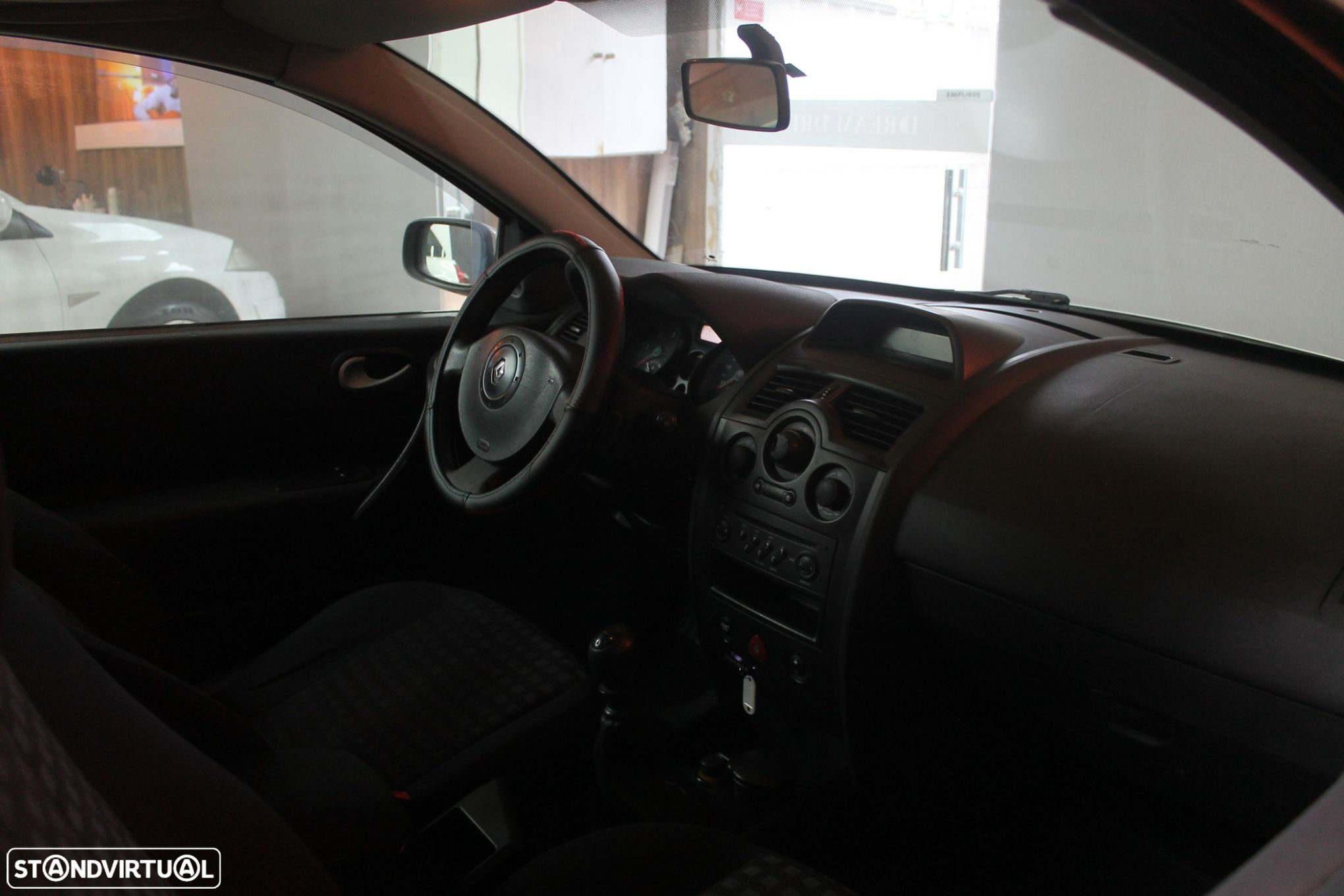 Renault Megane 1.5 dCi Dynamique S - 17