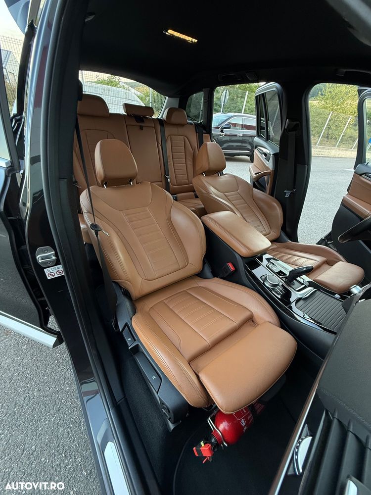 BMW X3 xDrive20d AT Luxury Line - 15