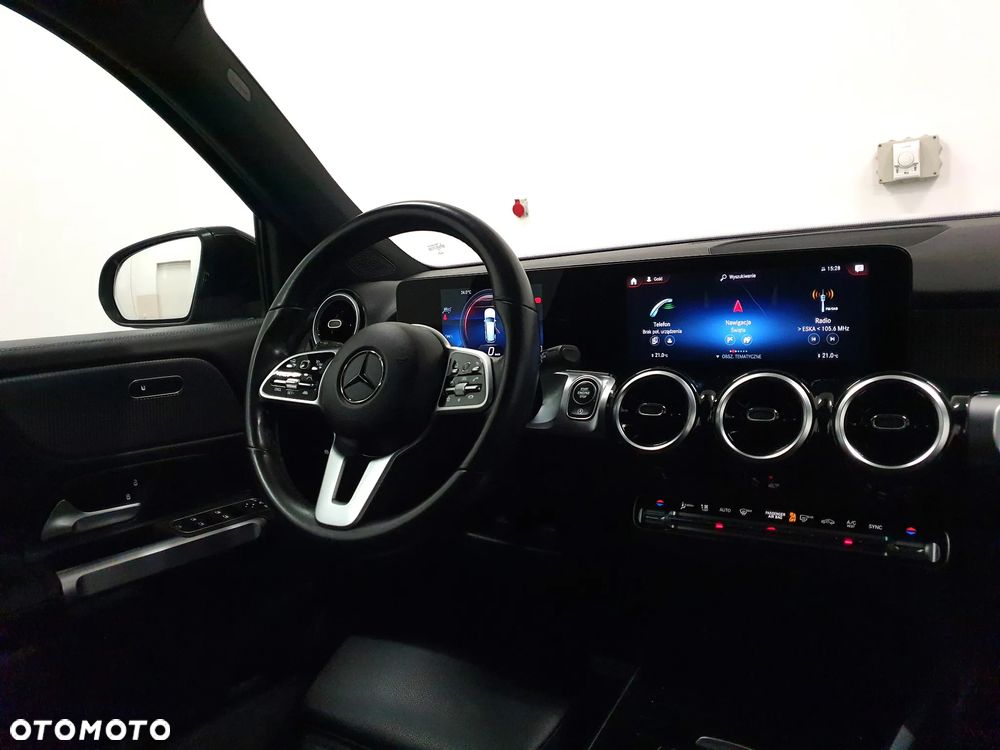 Mercedes-Benz GLB 200 d 8G-DCT AMG Line - 39