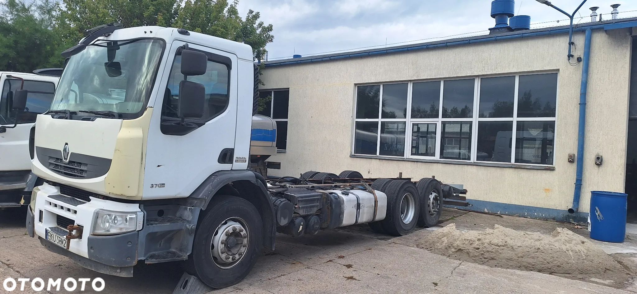 Renault Premium 370.26.0 6x2 - 1