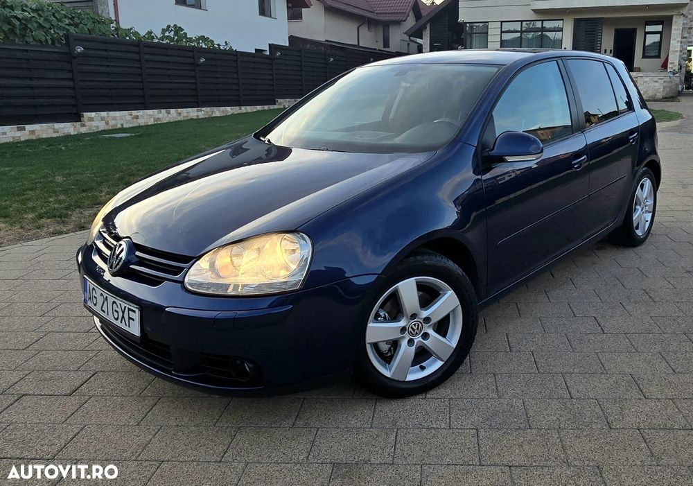 Volkswagen Golf 2.0 TDI Sportline - 2