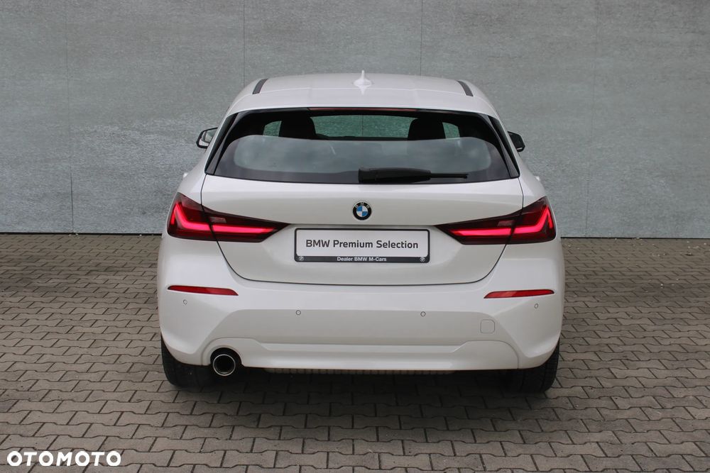 BMW Seria 1 118i - 10