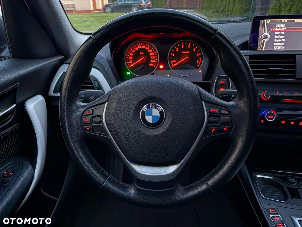 BMW Seria 1 116i Sport Line - 12