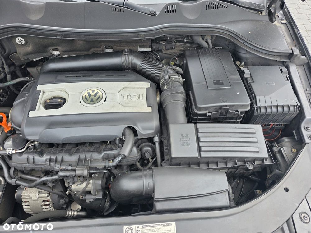 Volkswagen Passat - 21