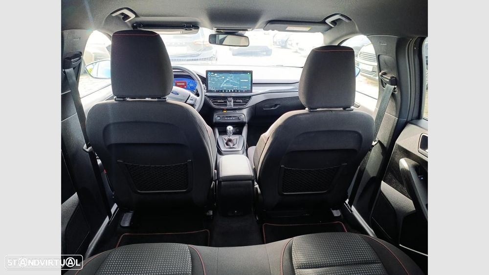 Ford Focus SW 1.0 EcoBoost MHEV ST-Line X - 17