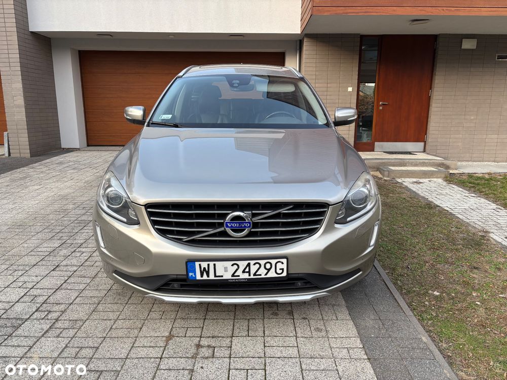 Volvo XC 60 D5 AWD Summum - 1