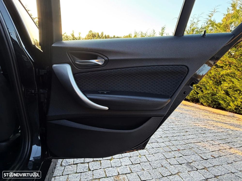 BMW 120 d Aut. M Sport - 24