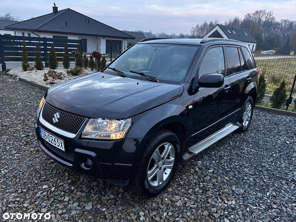 Suzuki Grand Vitara 2.0 Automatik Comfort - 1