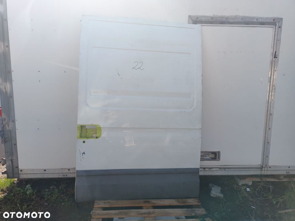 DRZWI LEWE BOCZNE BLASZAK IVECO DAILY 99-14 NR 22 - 1