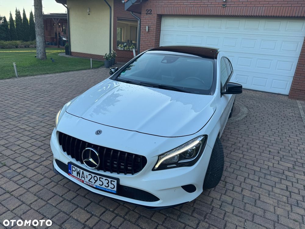 Mercedes-Benz CLA Shooting Brake 180 7G-DCT UrbanStyle Edition - 3