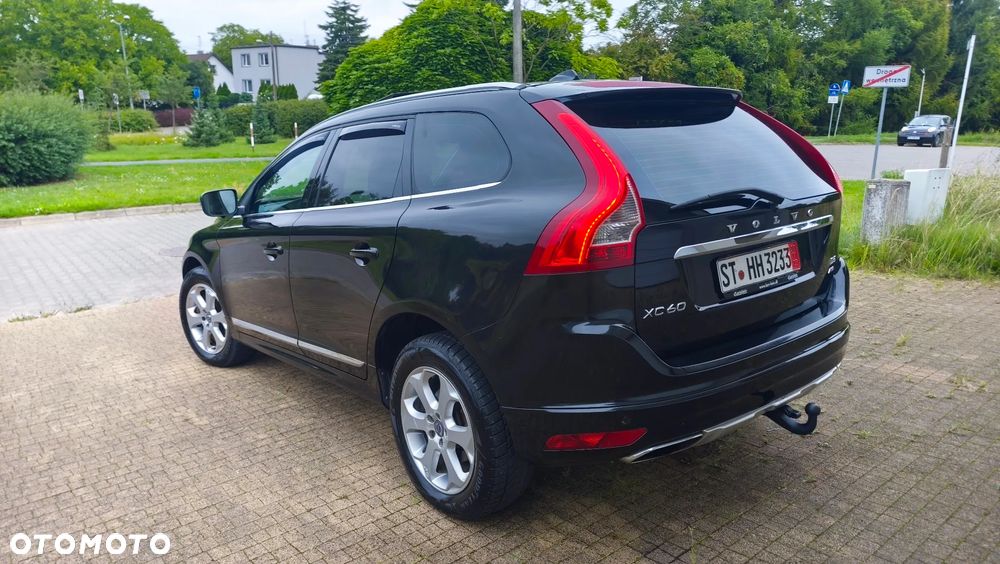 Volvo XC 60 D5 AWD Geartronic Summum - 19