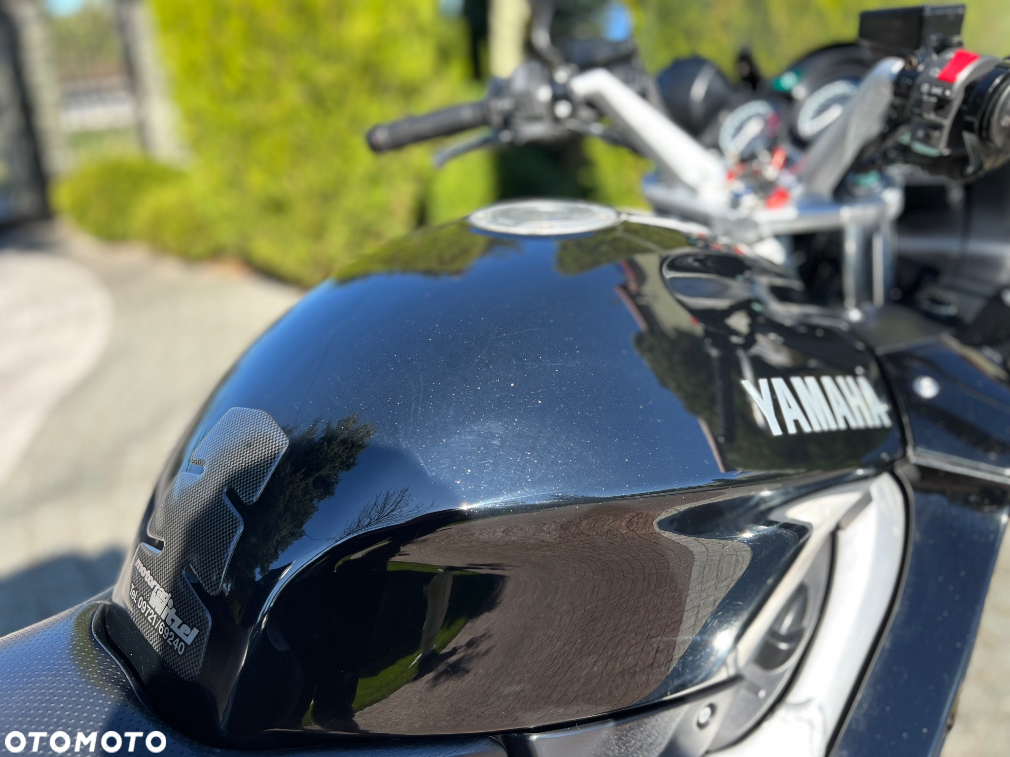 Yamaha FJR - 16