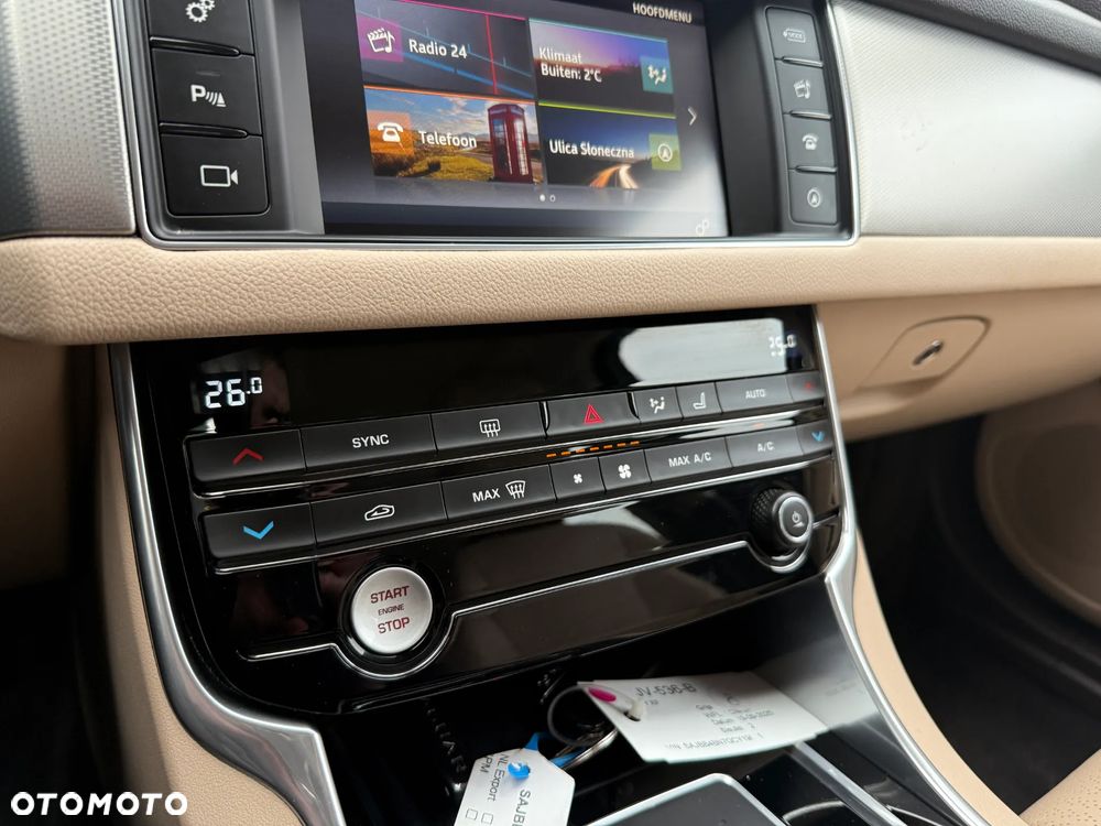 Jaguar XF E-Performance Prestige - 20