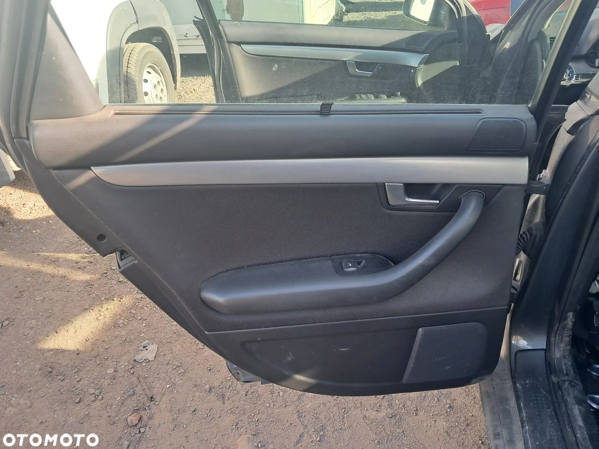 DAWCA CZĘŚCI AUDI A4 B6 II KOMBI 2003 1.9 TDI 130 KM AVF KL LX7Z - 12