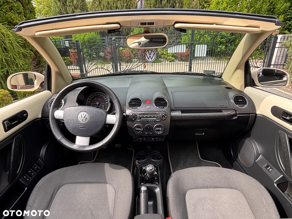Volkswagen New Beetle 1.4 - 10
