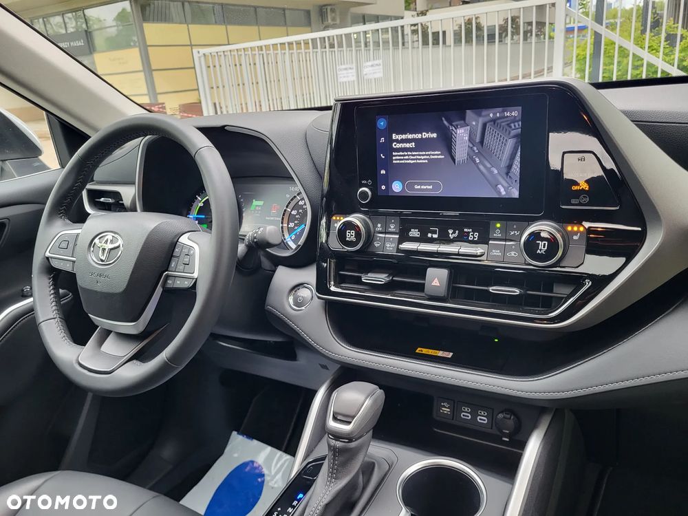 Toyota Highlander - 10