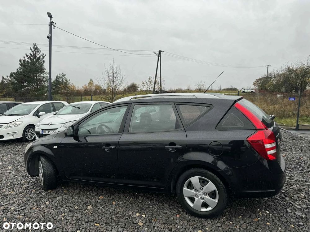 Kia Ceed Cee'd 1.6 Crdi L Euro2012 - 4