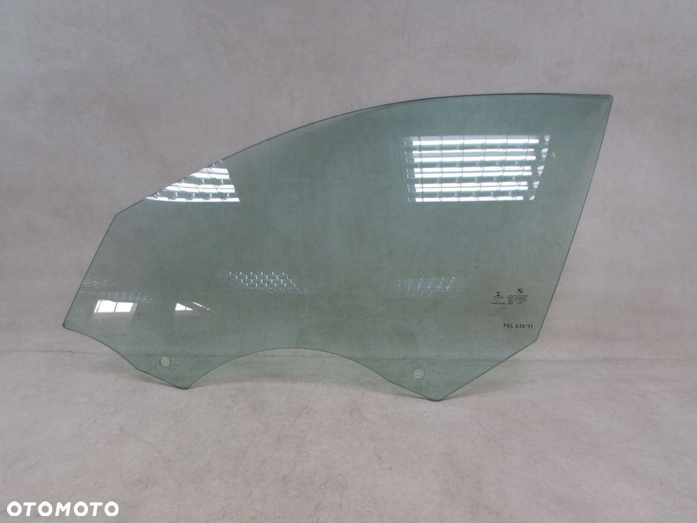 BMW 5 G30 G31 16-20 SZYBA BOCZNA DRZWI LEWY PRZOD 17R - 2