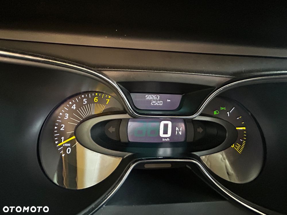 Renault Captur - 13