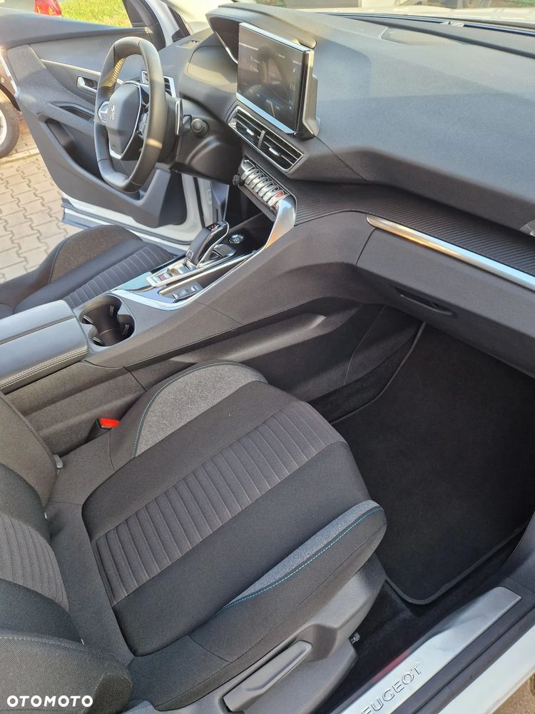 Peugeot 3008 - 12