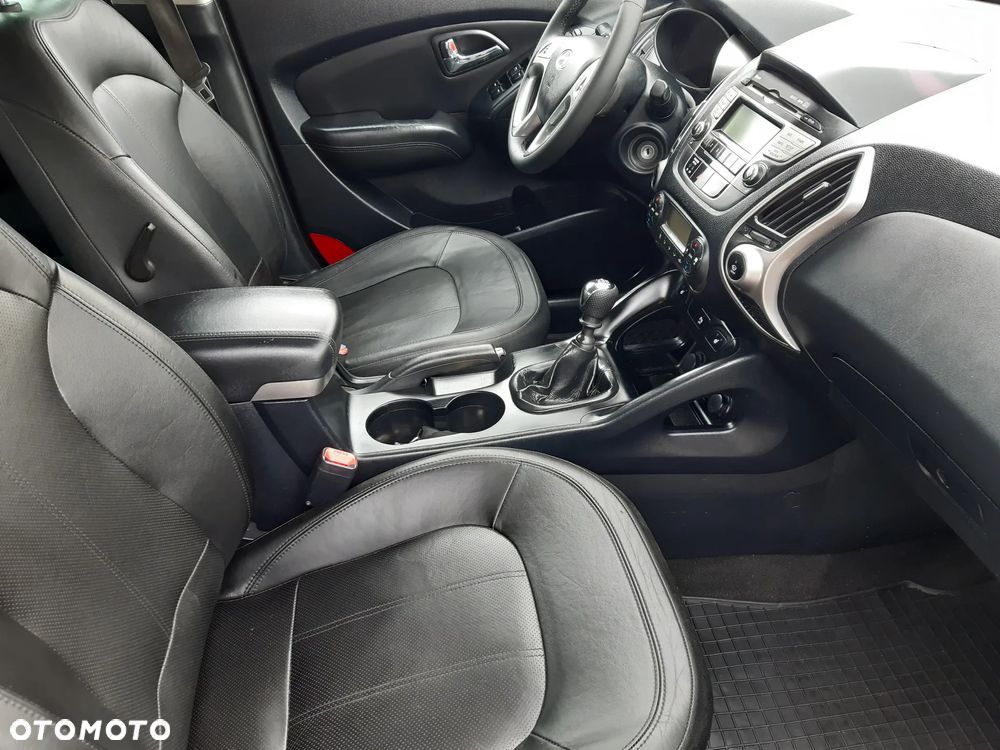 Hyundai ix35 2.0 CRDi Premium 2WD - 20