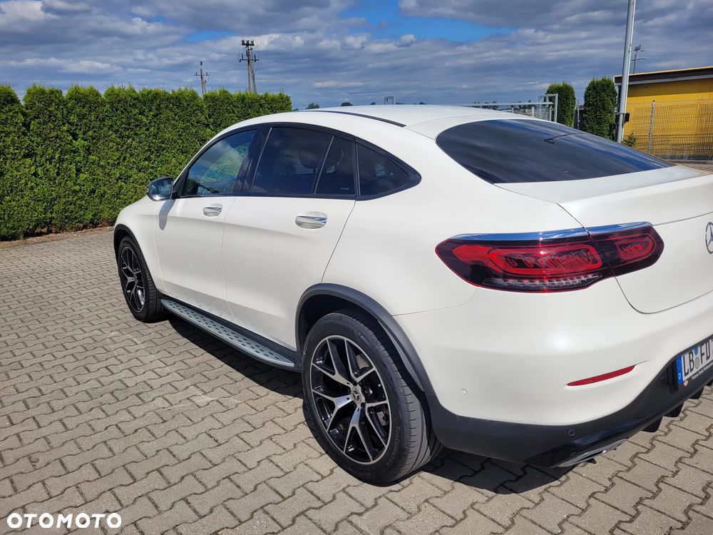 Mercedes-Benz GLC 300 d 4Matic 9G-TRONIC Exclusive - 3