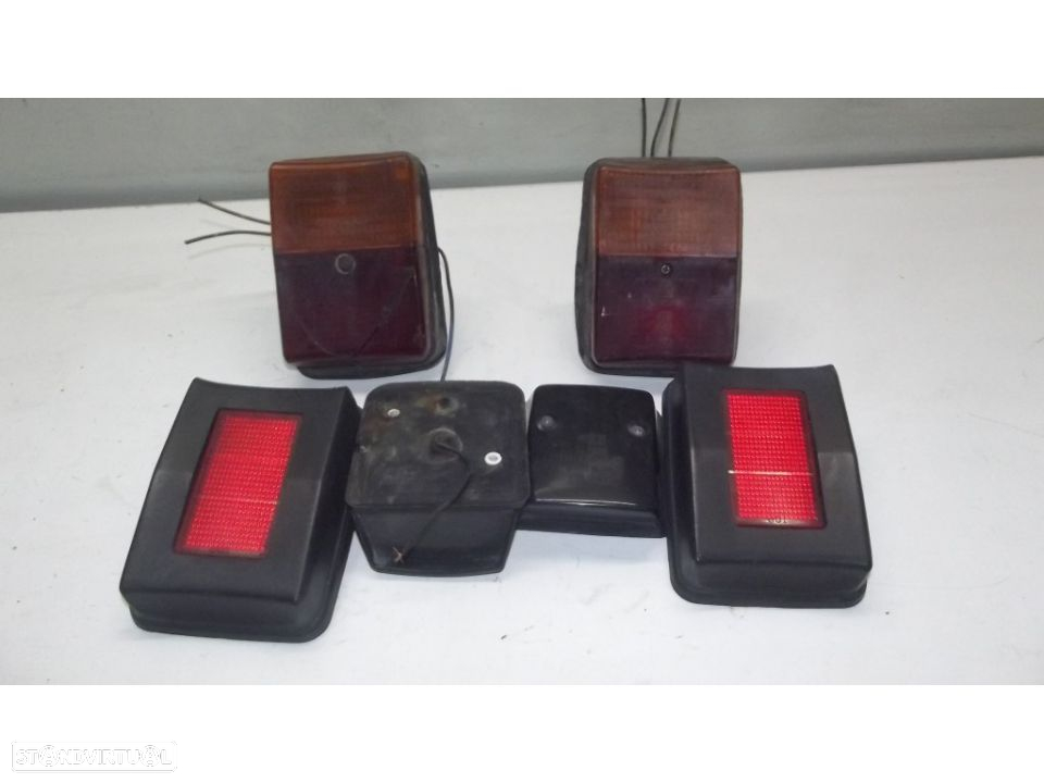 Peugeot 504 pick up farolins traseiros - 2