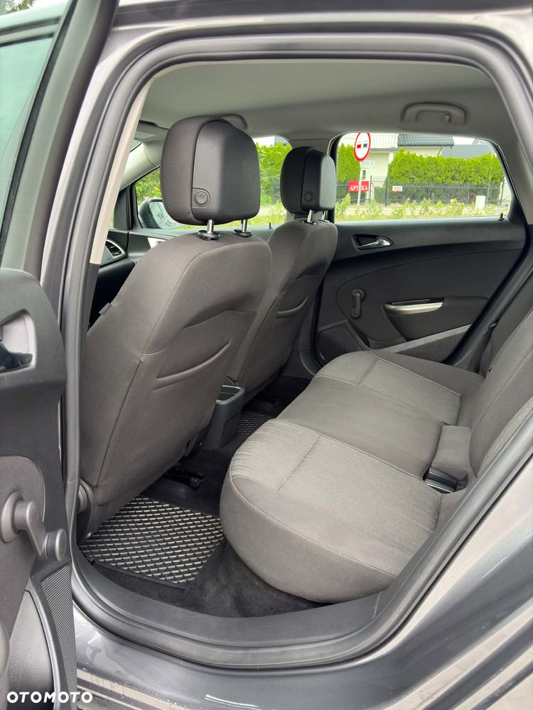 Opel Astra 1.4 T Enjoy - 13