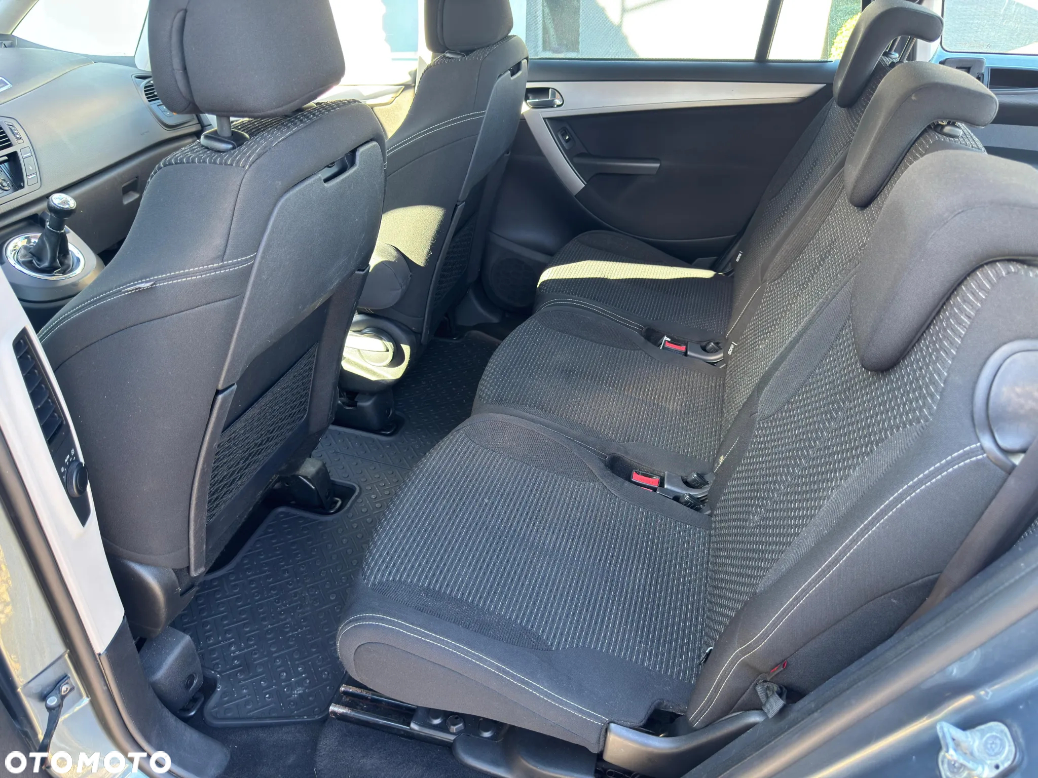 Citroën C4 Picasso 1.6 VTi Impress - 31