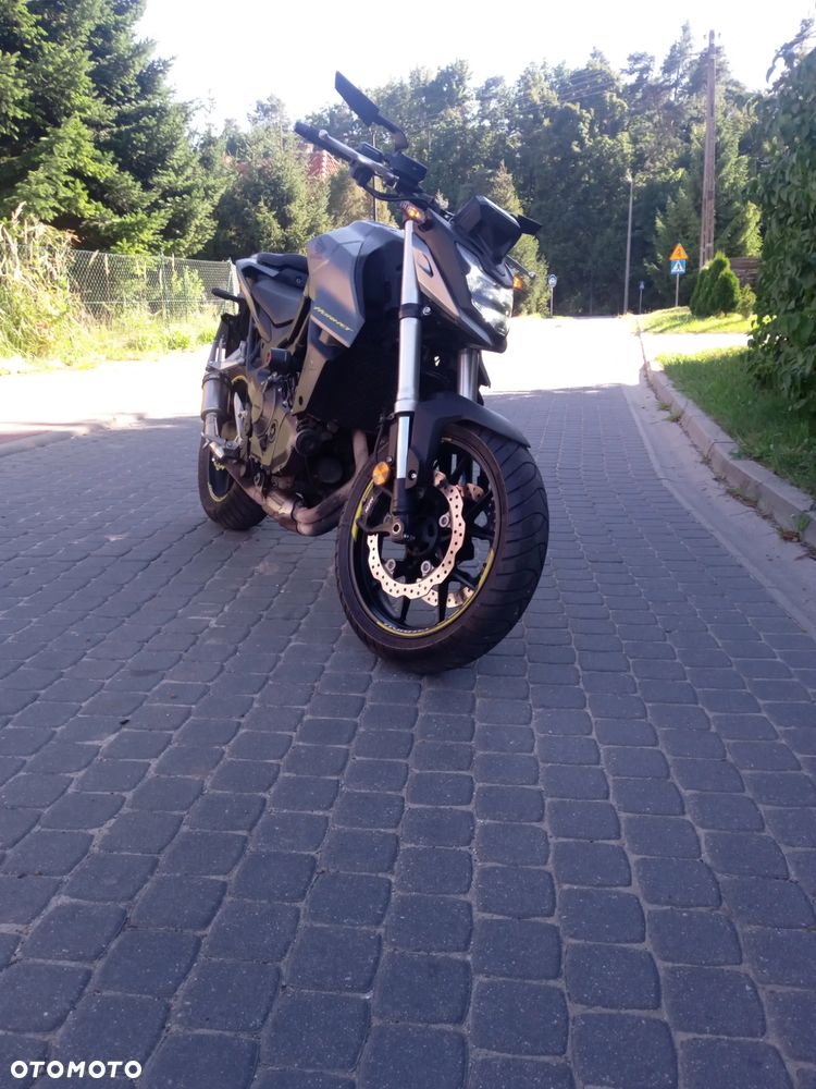 Honda CB - 4
