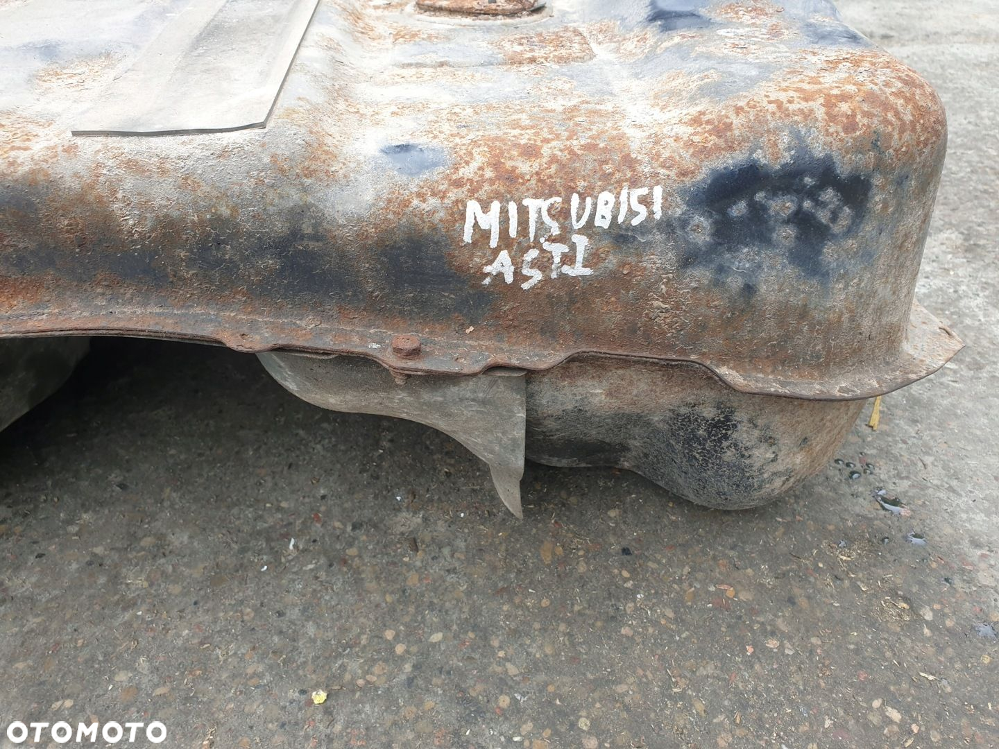 ZBIORNIK PALIWA MITSUBISHI ASX 1.8 DID - 5
